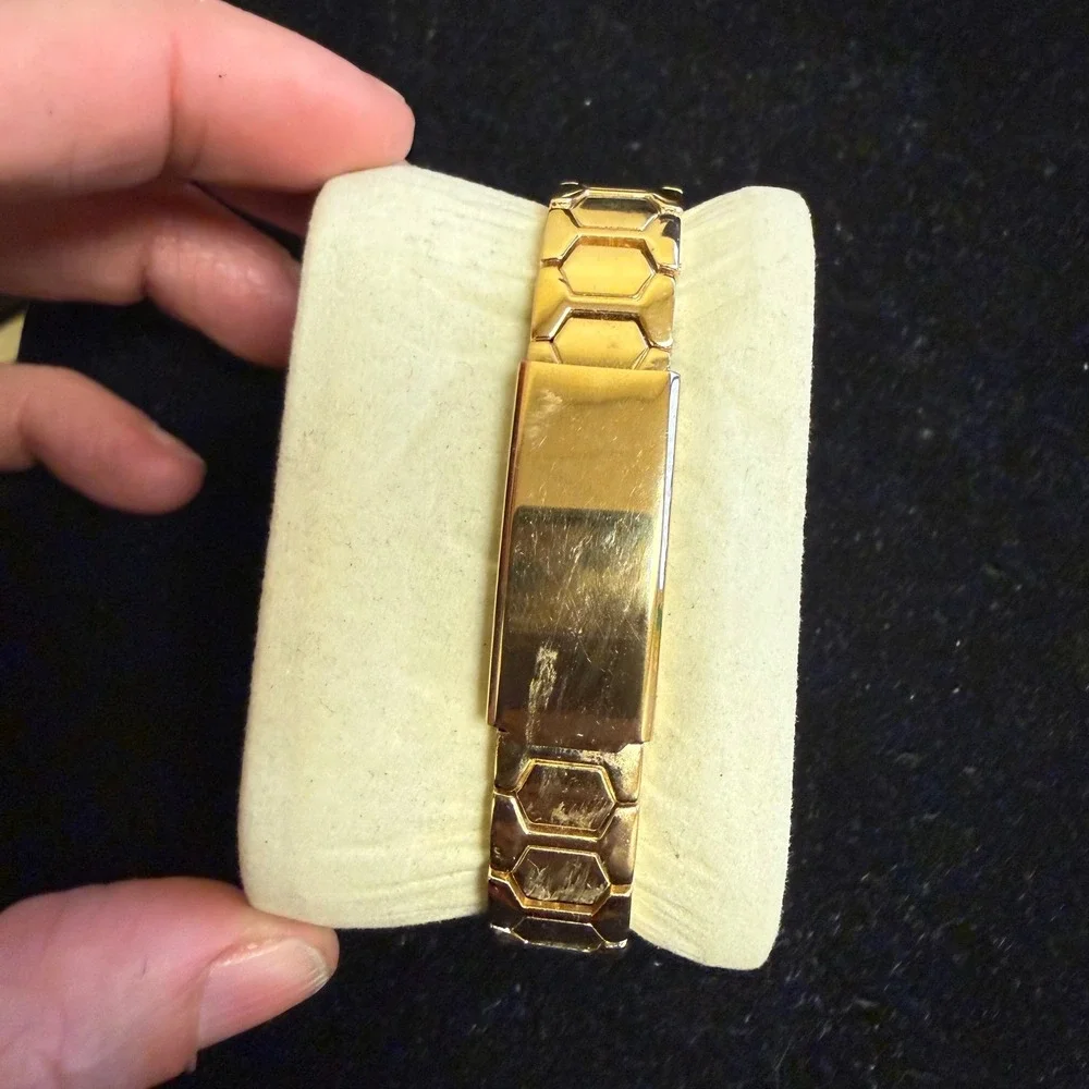 Allude Gold Tone Rhinestone Watch Quartz Japan‎ Y2K Vintage Style WORKS